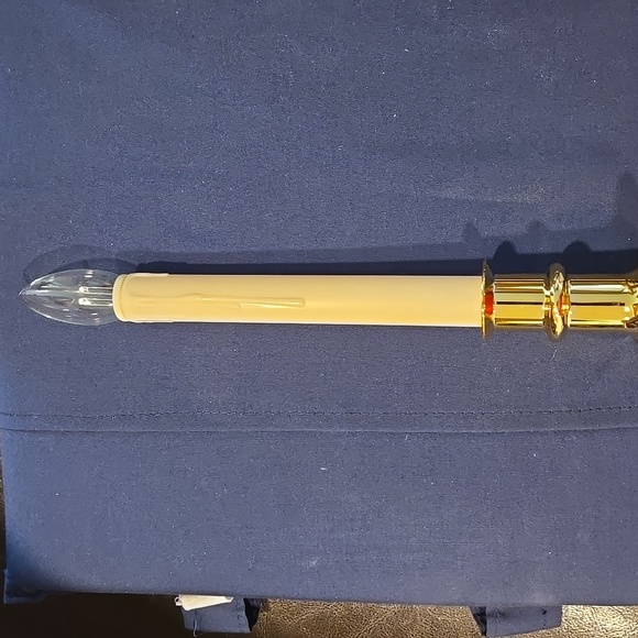 Set Of 4 Ultra-Bright LED Window Candles - Picture 4 of 7